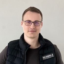 Julian Menzel-Riediger Controlling